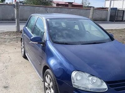 VW Golf V