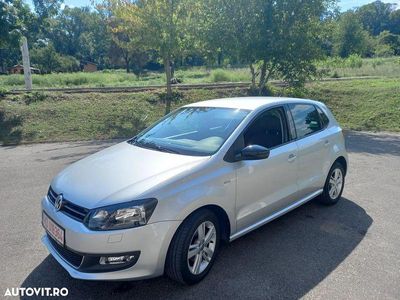 VW Polo