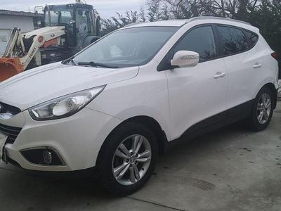 Second-hand Hyundai ix35 184 CP (135 kW) 2013 Culoarealb SUV