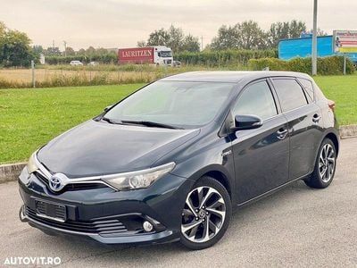 Toyota Auris Hybrid