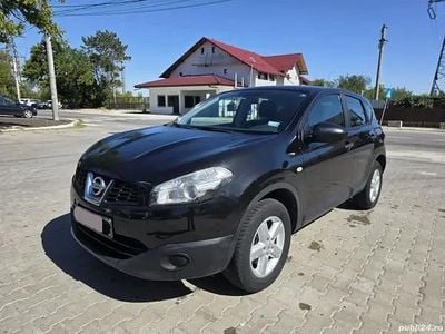Negru Utilizat 2010 Nissan Qashqai SUV | 5.500 EUR