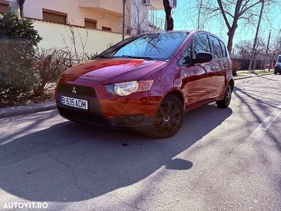Second-hand Mitsubishi Colt Inform 75 CP (55 kW) 2010 Culoarerosu Hatchback
