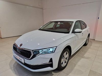 Albnormal Utilizat 2025 Skoda Octavia Selection | 32.400 EUR
