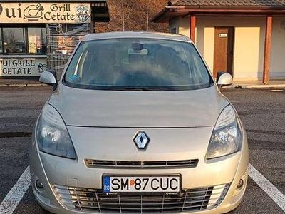 Maro Utilizat 2010 Renault Grand Scénic Monovolum | 6.150 EUR