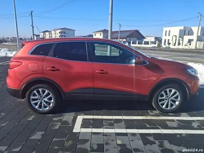 Roșu Utilizat 2017 Renault Kadjar Life SUV | 8.500 EUR (Super Preț)