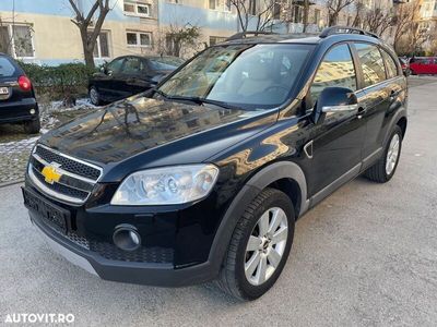 second-hand Chevrolet Captiva 2.0 4WD 7 Sitzer Automatik LT Exclusive