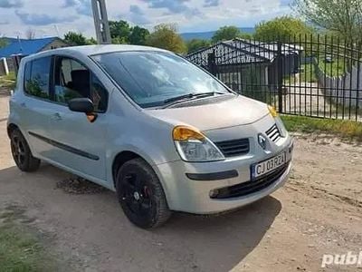 Utilizat 2006 Renault Modus Monovolum | 2.000 EUR