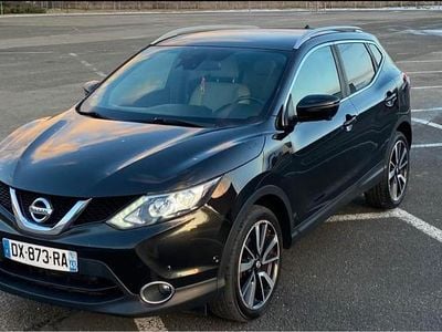 Negru Utilizat 2015 Nissan Qashqai SUV | 8.599 EUR (Super Preț)