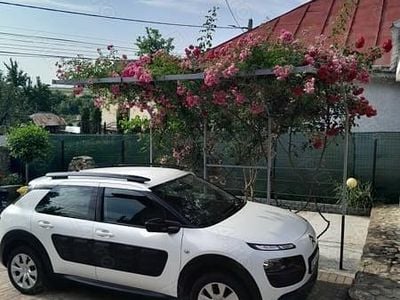 Alb Utilizat 2015 Citroën C4 Berlinǎ | 6.200 EUR