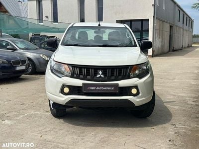 Second-hand Mitsubishi L200 Instyle 150 CP (110 kW) 2019 Culoarealb Pickup