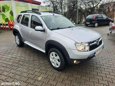 Culoareargint Utilizat 2012 Dacia Duster Celebration SUV | 6.190 EUR (Preț bun)