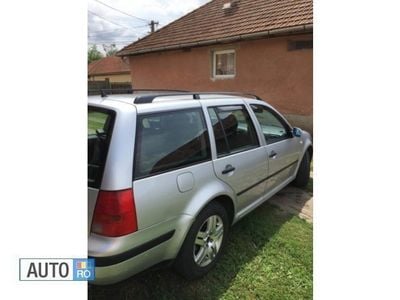 Second-hand VW Golf IV 90 CP (66 kW) 2001