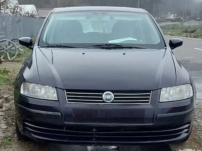 Negru Utilizat 2002 Fiat Stilo Berlinǎ | 650 EUR