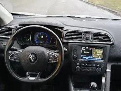 Alb Second-hand 2016 Renault Kadjar Bose Edition SUV | 9.990 EUR (Preț OK)