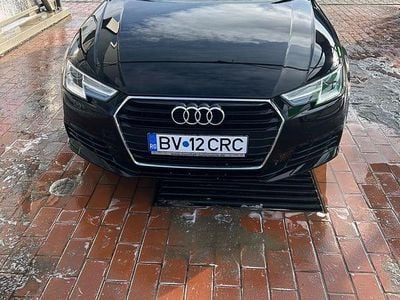 Second-hand Audi A4 Attraction 150 CP (110 kW) 2017 Culoarenegru Break
