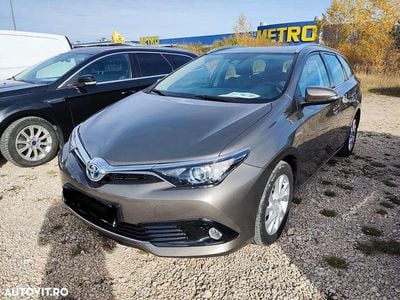 Toyota Auris Hybrid