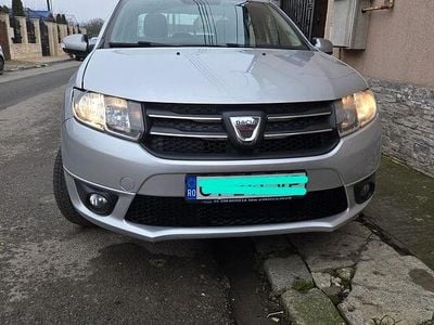 Second-hand Dacia Logan Prestige 73 CP (53 kW) 2016 Culoaregri Berlinǎ
