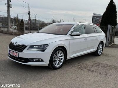 Second-hand Skoda Superb Style 150 CP (110 kW) 2019 Culoarealb Break
