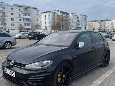 Culoarenegru Utilizat 2019 VW Golf VII R Hatchback | 27.500 EUR