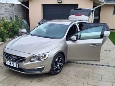 second-hand Volvo V60 Model R-Design