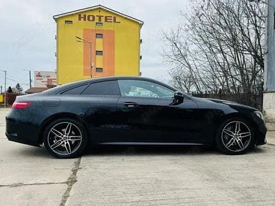 Negru Utilizat 2020 Mercedes E200 AMG Coupe | 32.100 EUR (Preț OK)