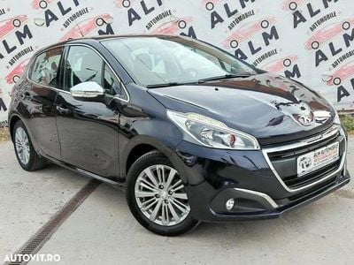 Second-hand Peugeot 208 Allure 82 CP (60 kW) 2017 Culoarenegru Hatchback