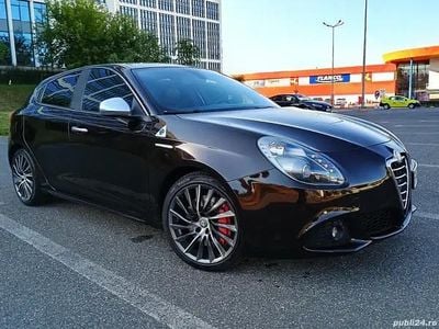 Culoarenegru Utilizat 2010 Alfa Romeo Giulietta Quadrifoglio Hatchback | 11.235 EUR