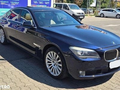 BMW 730