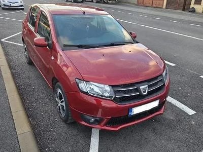 Second-hand Dacia Sandero 75 CP (55 kW) 2013 Rosu Hatchback