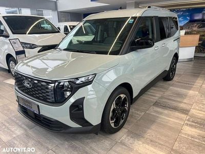 Nouă Ford Tourneo Titanium 42 kW (58 CP) 2025 Culoaregri Break