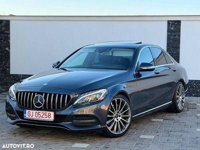 Second-hand Mercedes C250 204 CP (150 kW) 2014 Culoaregri Berlinǎ
