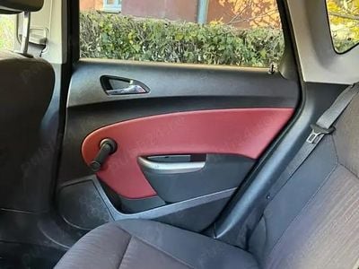 Second-hand Opel Astra 125 CP (91 kW) 2010 Hatchback