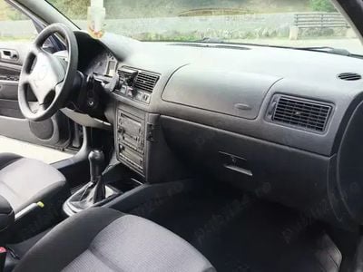 VW Golf IV