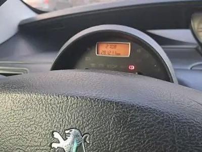 Utilizat 2014 Peugeot 807 Monovolum | 3.700 EUR