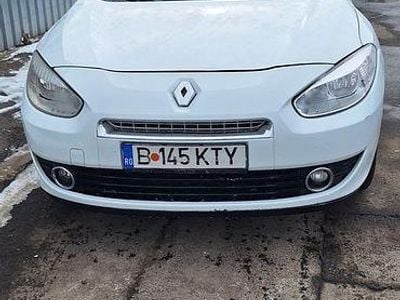 Second-hand Renault Fluence 110 CP (80 kW) 2011 Culoarealb Berlinǎ