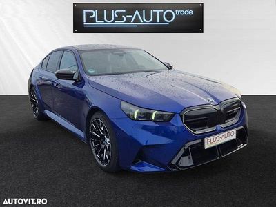 Culoarealbastru Utilizat 2025 BMW M5 Shadowline Berlinǎ | 118.980 EUR
