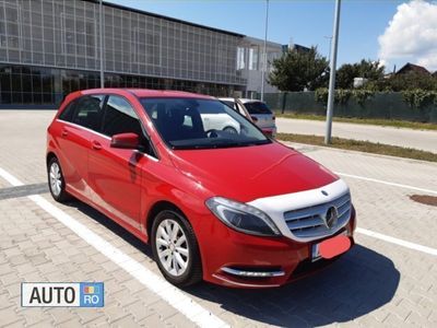 Mercedes B200