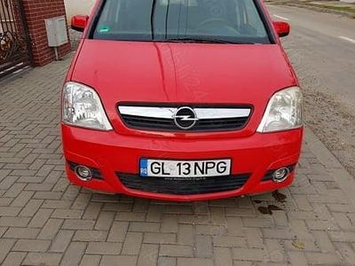 Rosu Utilizat 2007 Opel Meriva Monovolum | 1.750 EUR (Preț OK)