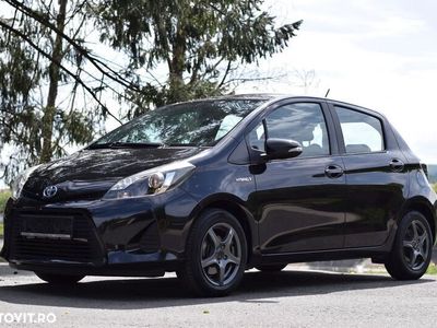 second-hand Toyota Yaris Hybrid 1.5 VVT-i Comfort