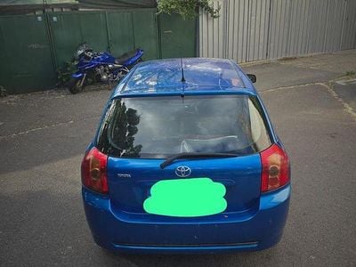 Second-hand Toyota Corolla 110 CP (80 kW) 2006 Culoarealbastru Hatchback