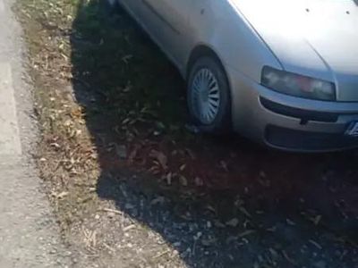 Gri Utilizat 2000 Fiat Punto Hatchback | 2.000 EUR