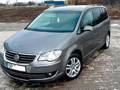 Second-hand VW Touran 105 CP (77 kW) 2008 Monovolum