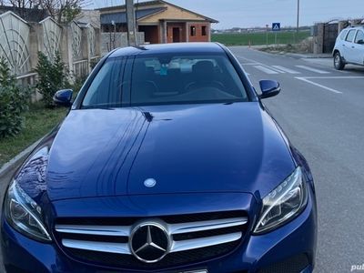 second-hand Mercedes C200 