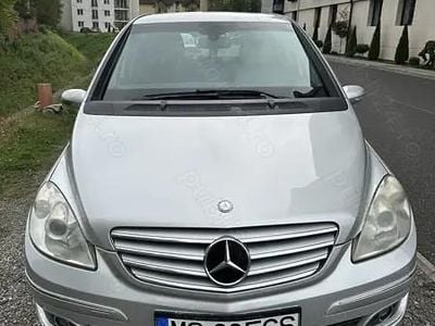 Mercedes B180
