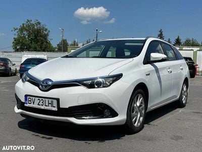 Toyota Auris Hybrid