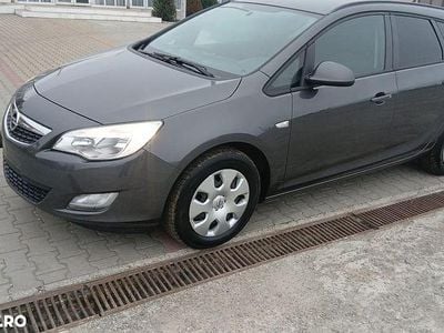 Second-hand Opel Astra Edition 150 CP (110 kW) 2012 Culoaregri