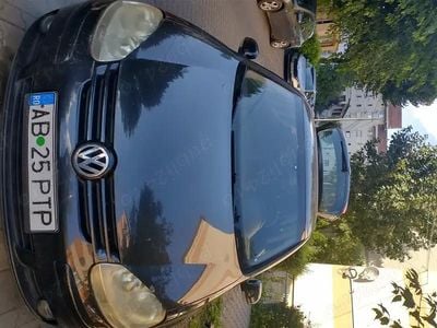 Utilizat 2007 VW Golf Berlinǎ | 2.000 EUR