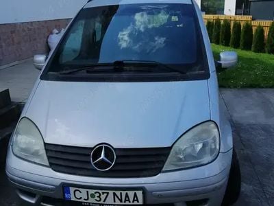Argintiu Utilizat 2003 Mercedes Vaneo Monovolum | 1.500 EUR