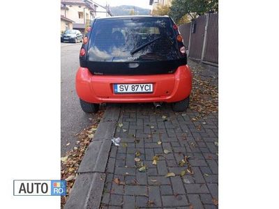 Rosu Second-hand 2006 Smart ForFour Hatchback | 1.750 EUR