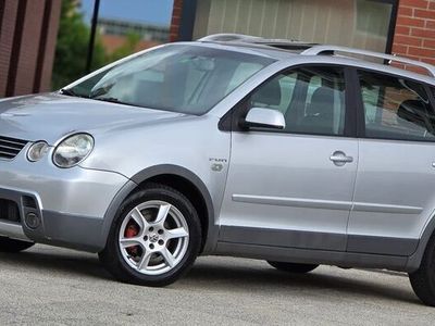 Gri Utilizat 2005 VW Polo Cross Hatchback | 2.490 EUR